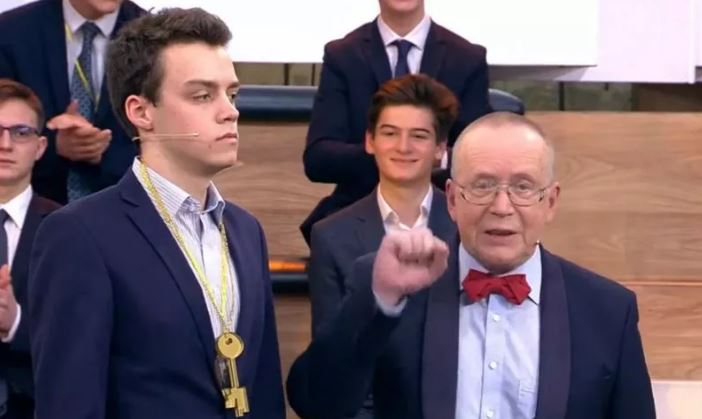 Школьник из Ярославля стал победителем телепередачи «Умницы и умники»