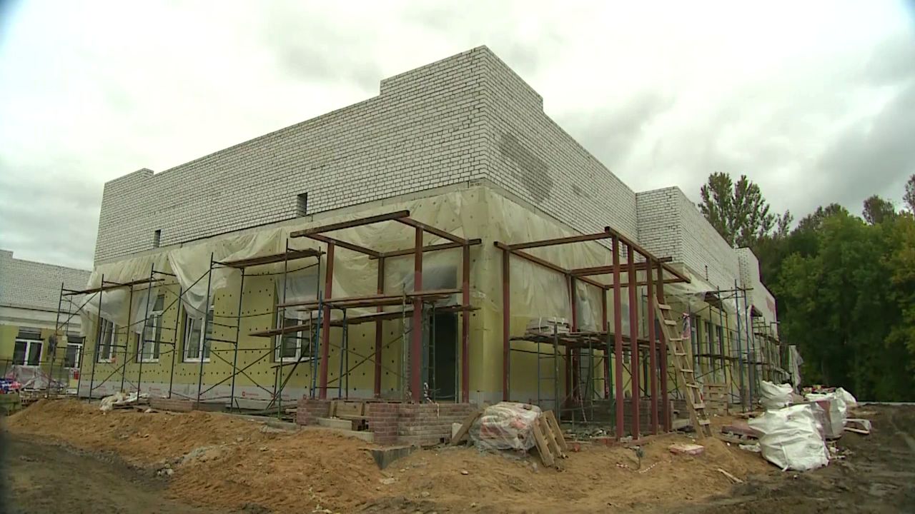 В Дзержинском районе вовремя окончат строительство двух детских садов