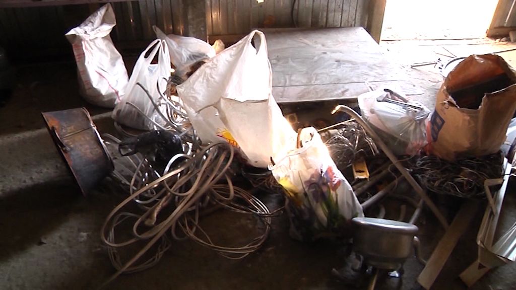 В Некрасовском районе поймали воров металла