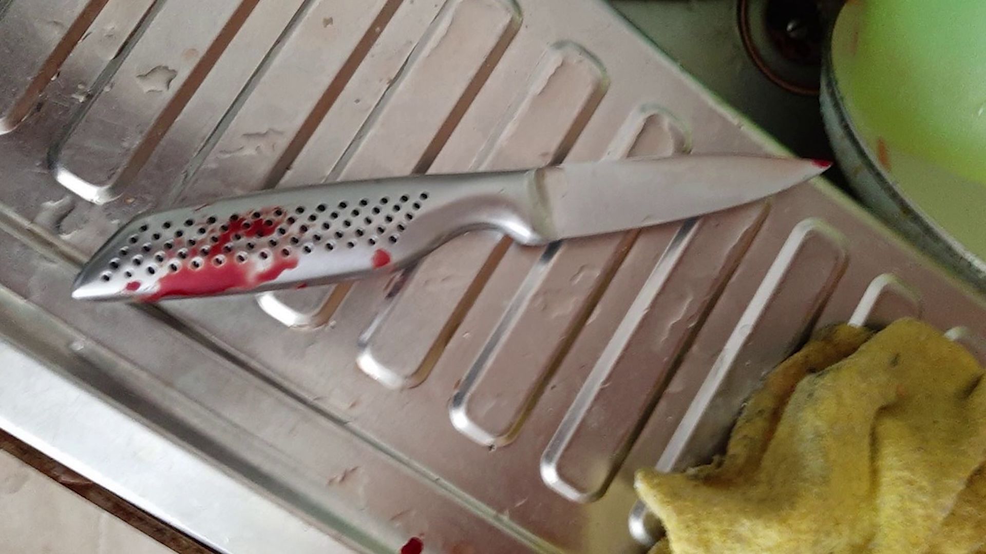 В Ярославле веселое застолье превратилось в поножовщину