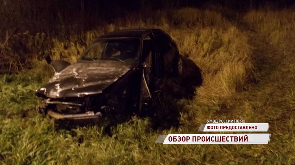 Водитель иномарки погиб, влетев в тросовое ограждение на М-8