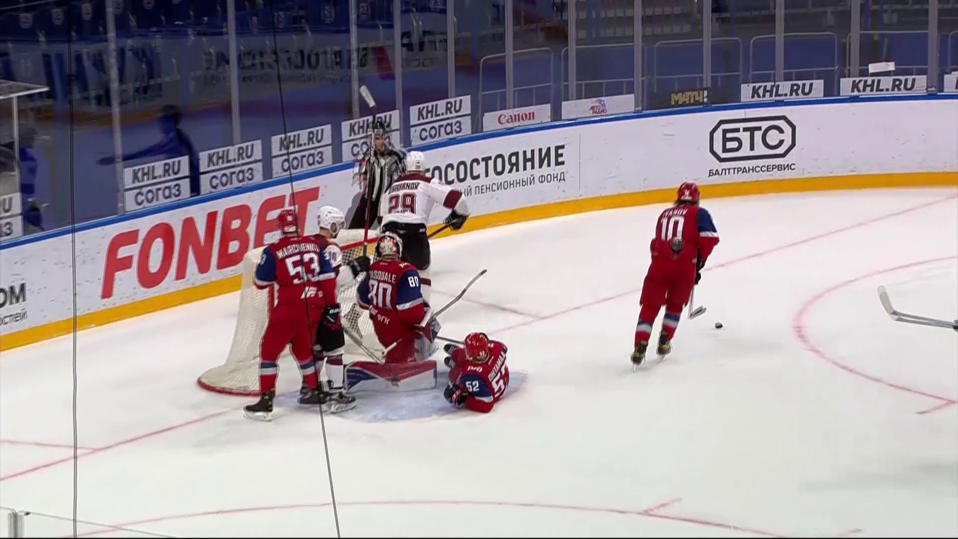 Ярославский «Локомотив» дома обыграл рижское «Динамо»