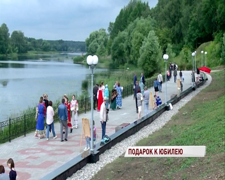 В Некрасовском открыли новую набережную реки Солоницы