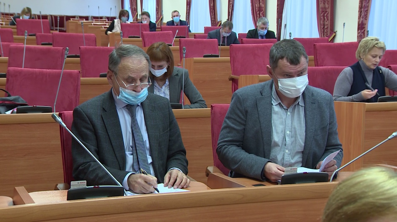 В Ярославле обсудили областной бюджет на 2021 год и на плановый период 2022 и 2023 годов