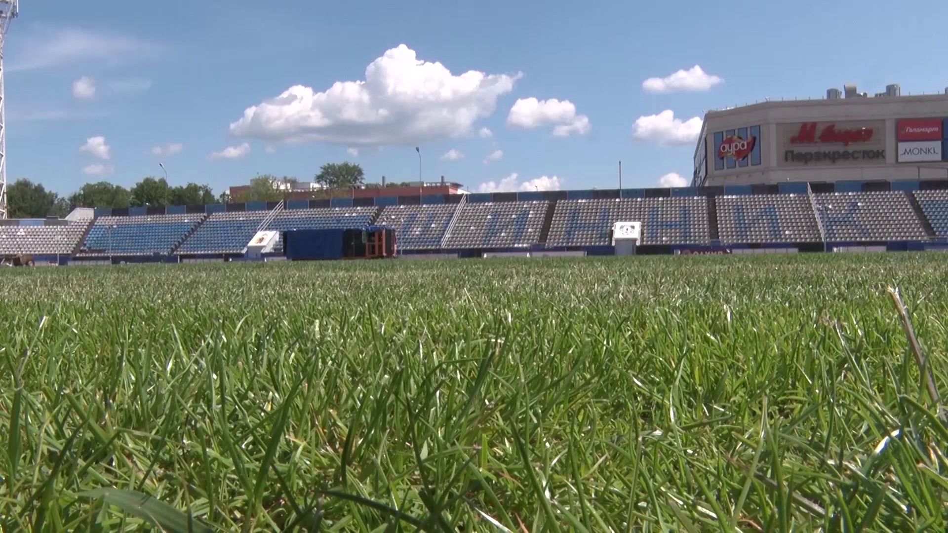 «Шинник» продолжает играть без зрителей