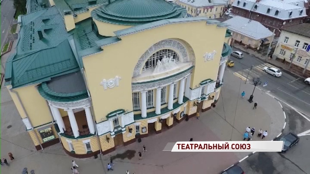 Дмитрий Миронов раскритиковал идею объединения Волковского и Александринского театров