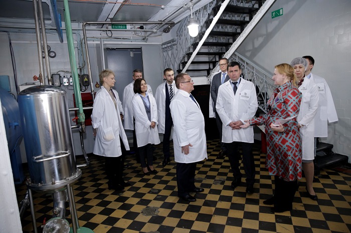 Дмитрий Миронов: «Надеюсь, в ближайшее время ЯЛВЗ вернется в число крупнейших налогоплательщиков региона»