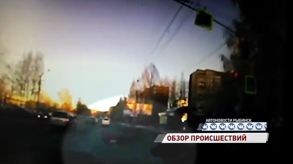 В Рыбинске пешеход вывалился прямо под колеса автомобиля