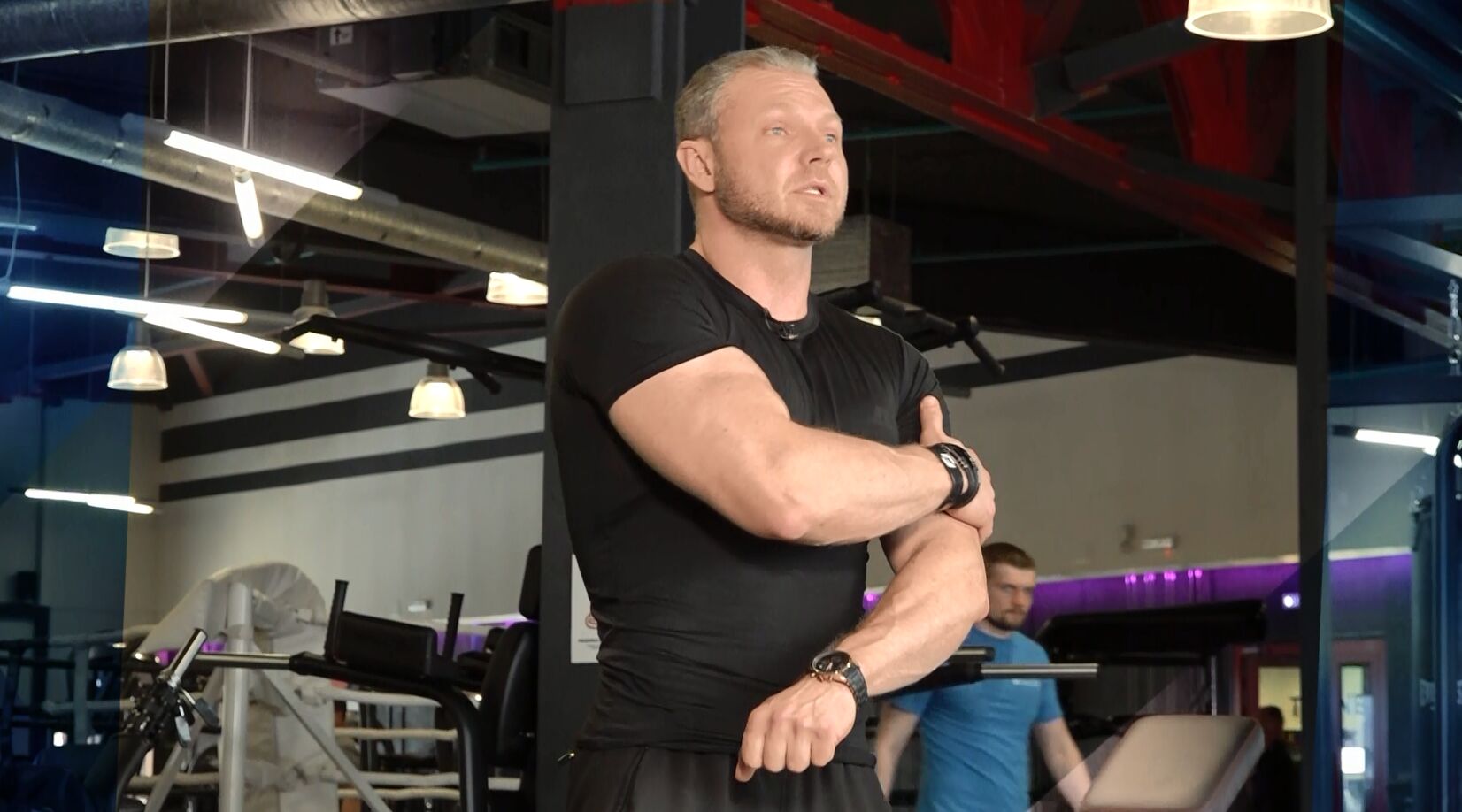 «Фитнес». Техника отжиманий с Ярославом Малышковым