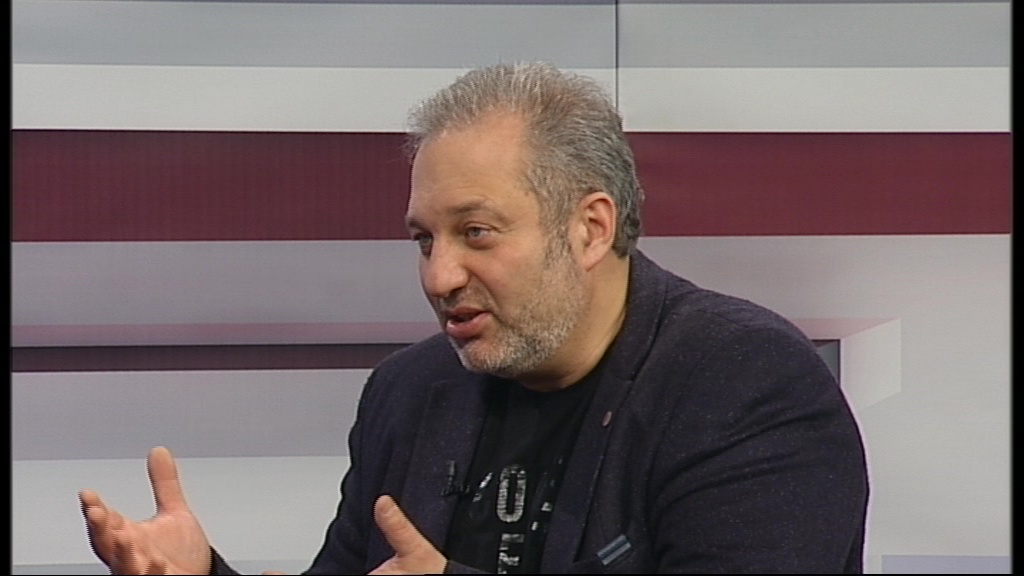 Врач-нарколог рассказал, как пережить Новый год без последствий для здоровья