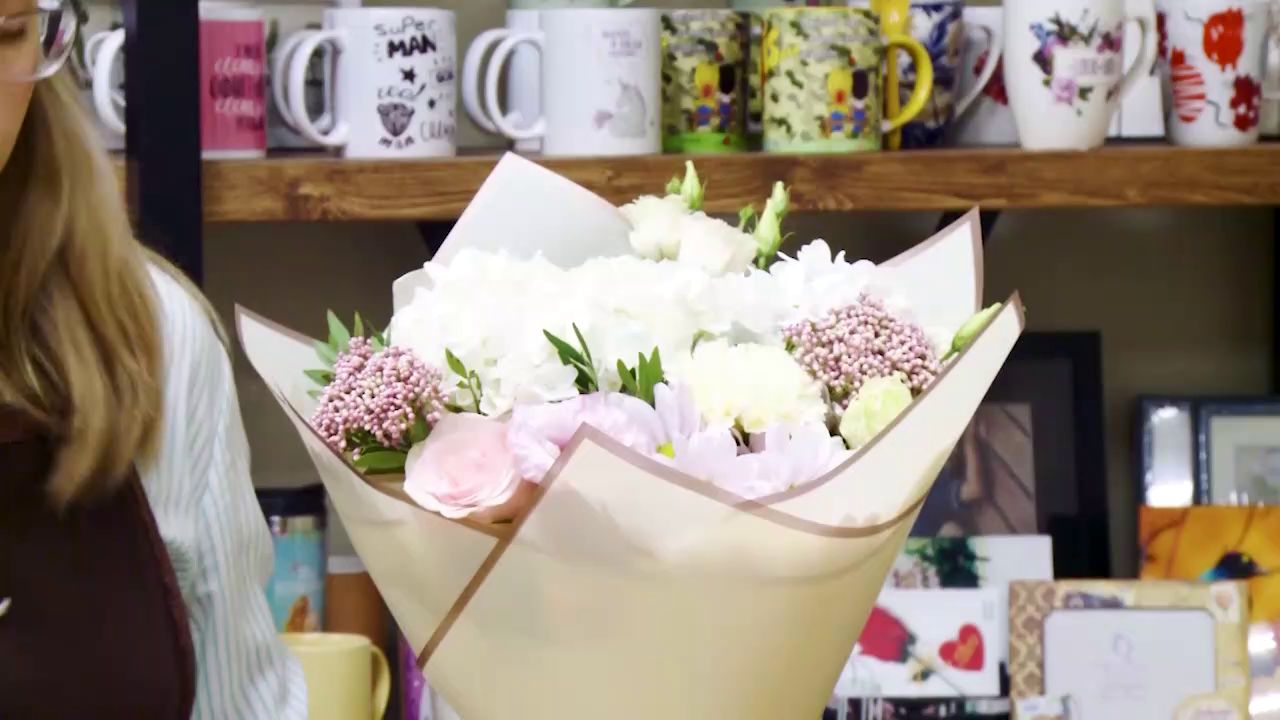 Утреннее шоу «Овсянка» от 29.01.21: рассказываем о гортензиях и читаем книги о запахах