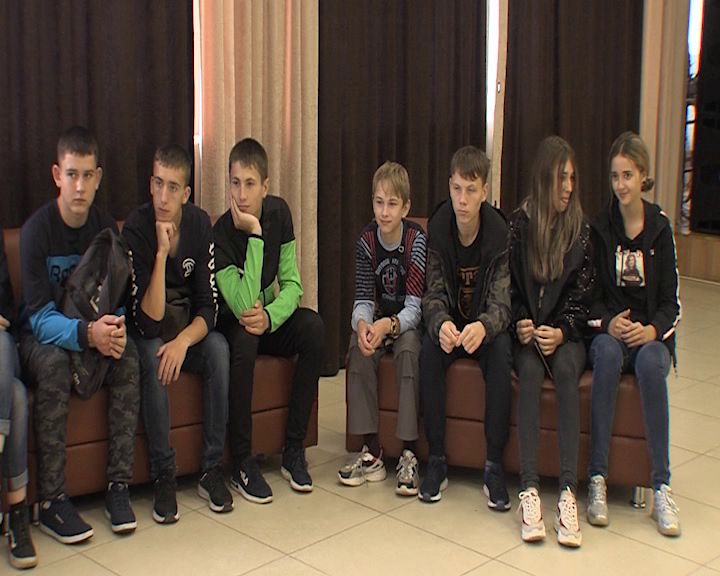 Дети из Иркутской области познакомятся с Волковским театром