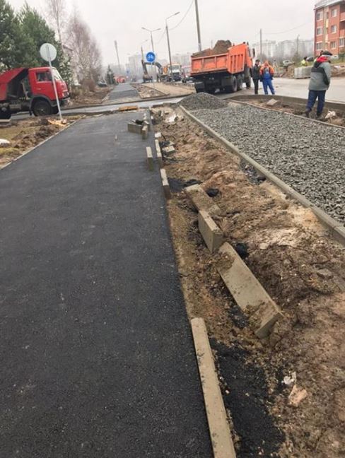 Вандалы разворотили велодорожку на Красноборской