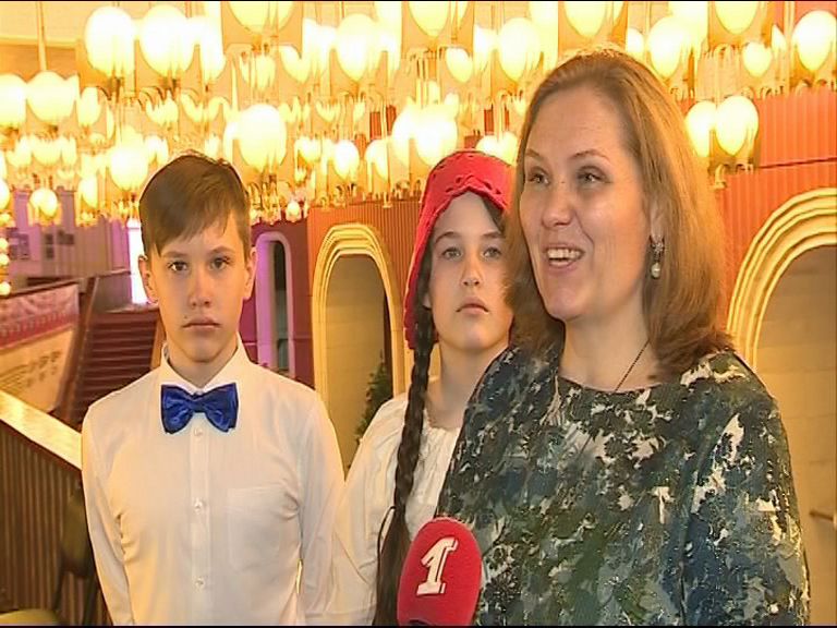 Участником Губернаторской елки стала семья-победитель всероссийского конкурса