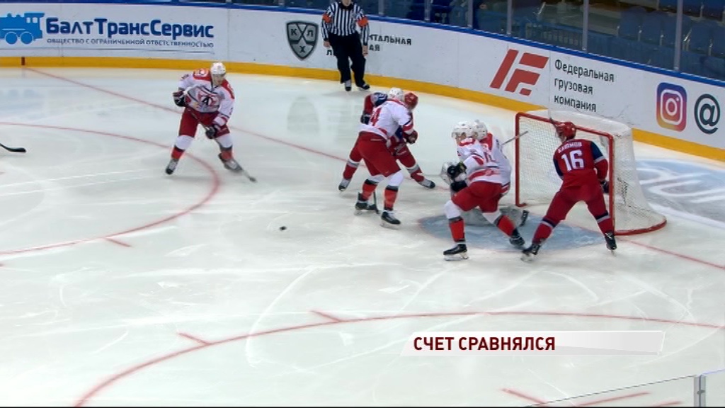 «Локо» проиграл «Авто» в четвертом матче финала Кубка Харламова