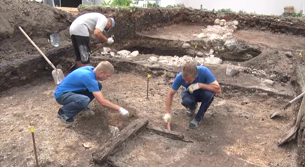 В Ростове Великом археологи ищут узду коня Вещего Олега