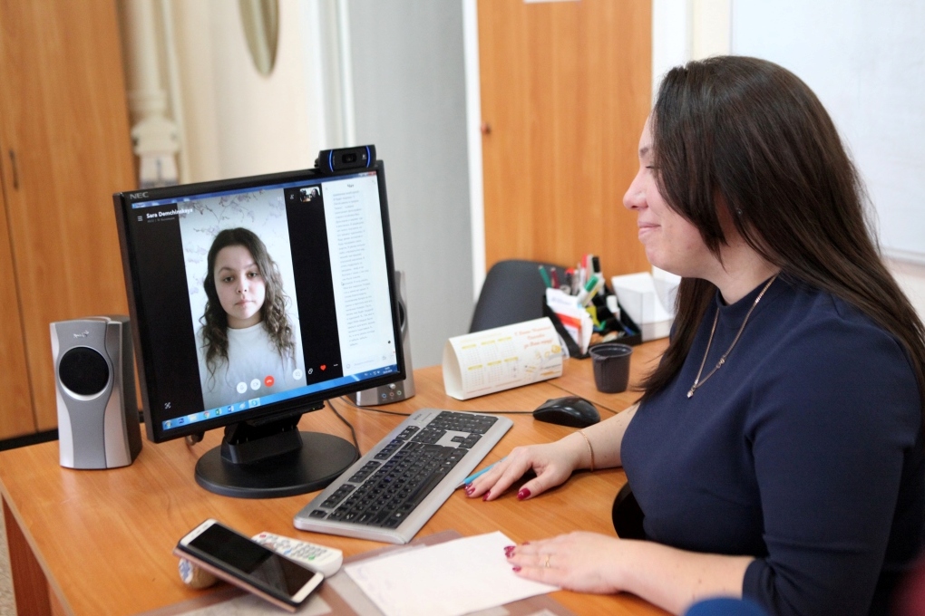 Учебный год для ярославских школьников закончится в конце мая дистанционно