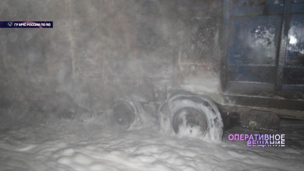 На трассе в Пошехонском районе вспыхнул грузовик