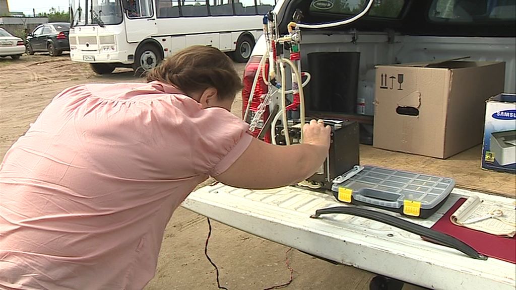 Жители Тутаева жалуются на неприятный запах: эксперты группы «Воздух» выехали на проверку