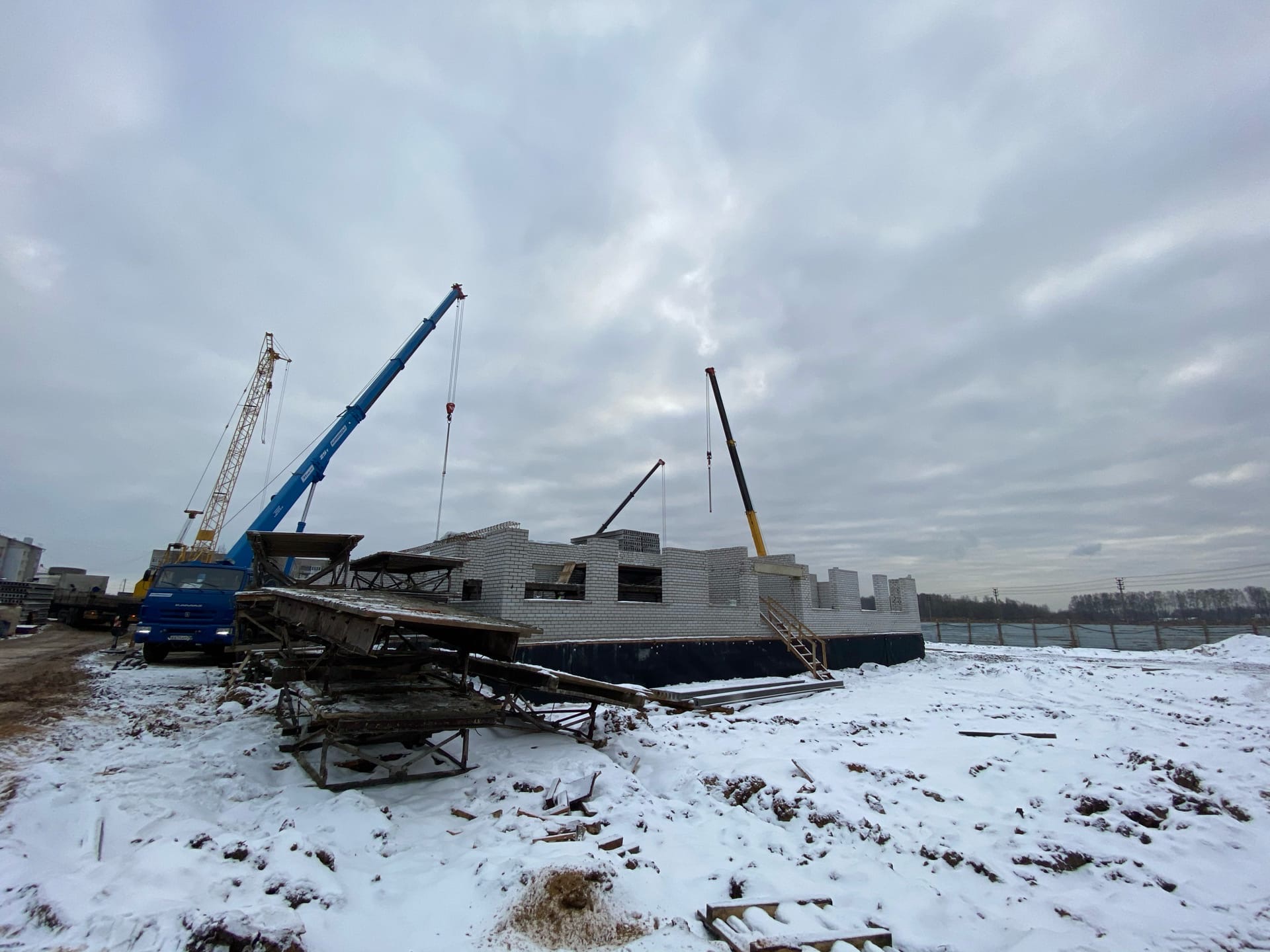 Строительство яслей в Кузнечихе ведется с опережением графика