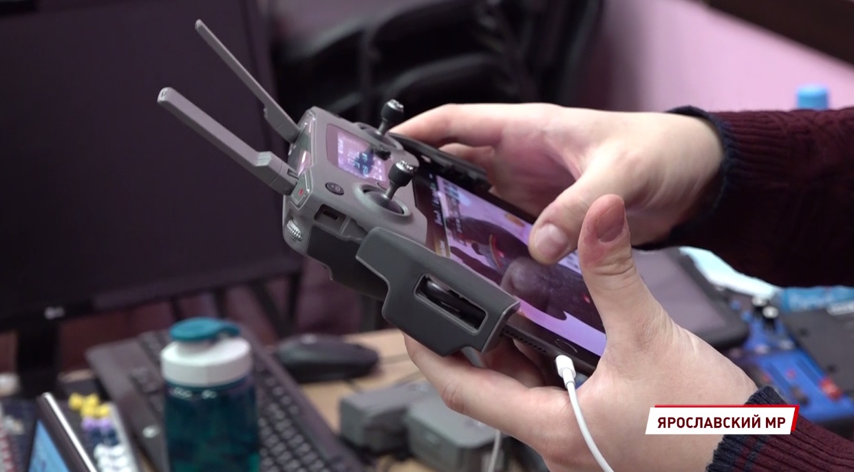 На новейшей технике с 12 лет: школьники Ярославской области получают знания в современных технопарках