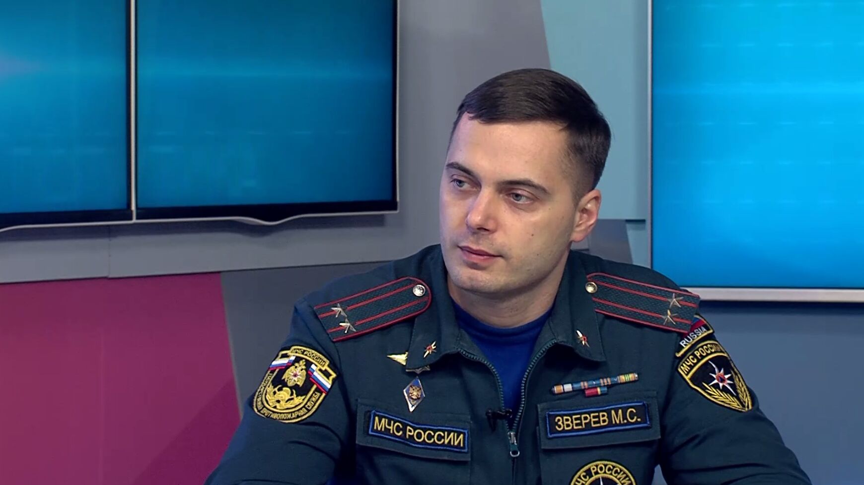 «В тему». Гость программы - начальник отдела информации и связи с общественностью МЧС России по Ярославской области Михаил Зверев