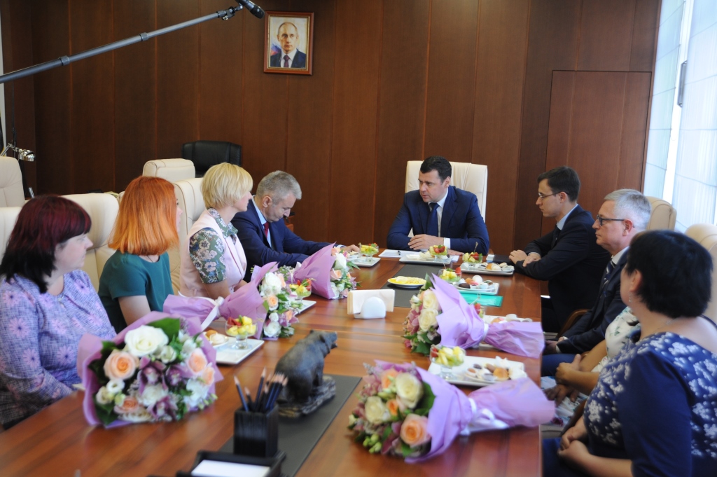 Дмитрий Миронов: «Будем отправлять группы детей с ДЦП на реабилитацию в Крым несколько раз в год»