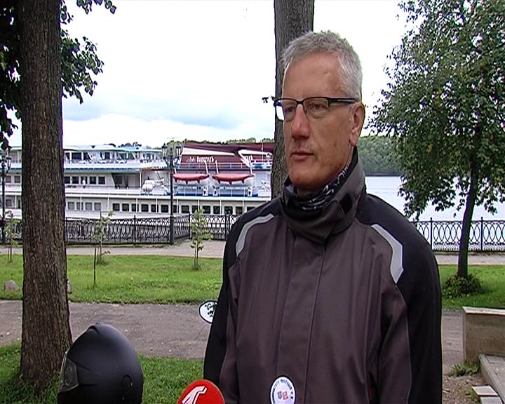 Из Германии в Россию: необычный турист проехал на байке почти три с половиной тысячи километров