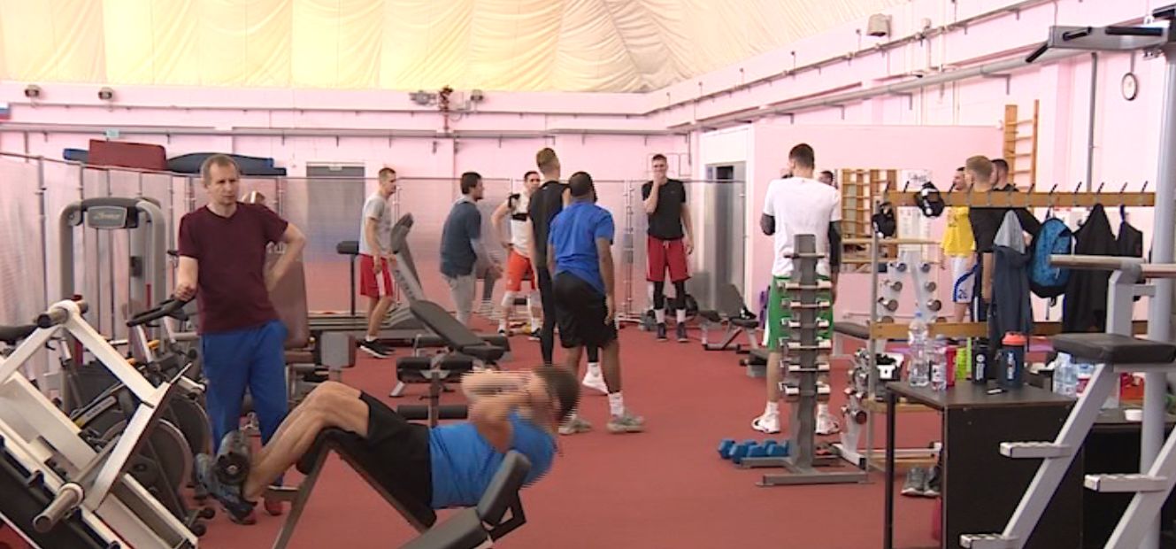 «Буревестник» в обновленном составе готовится к новому сезону