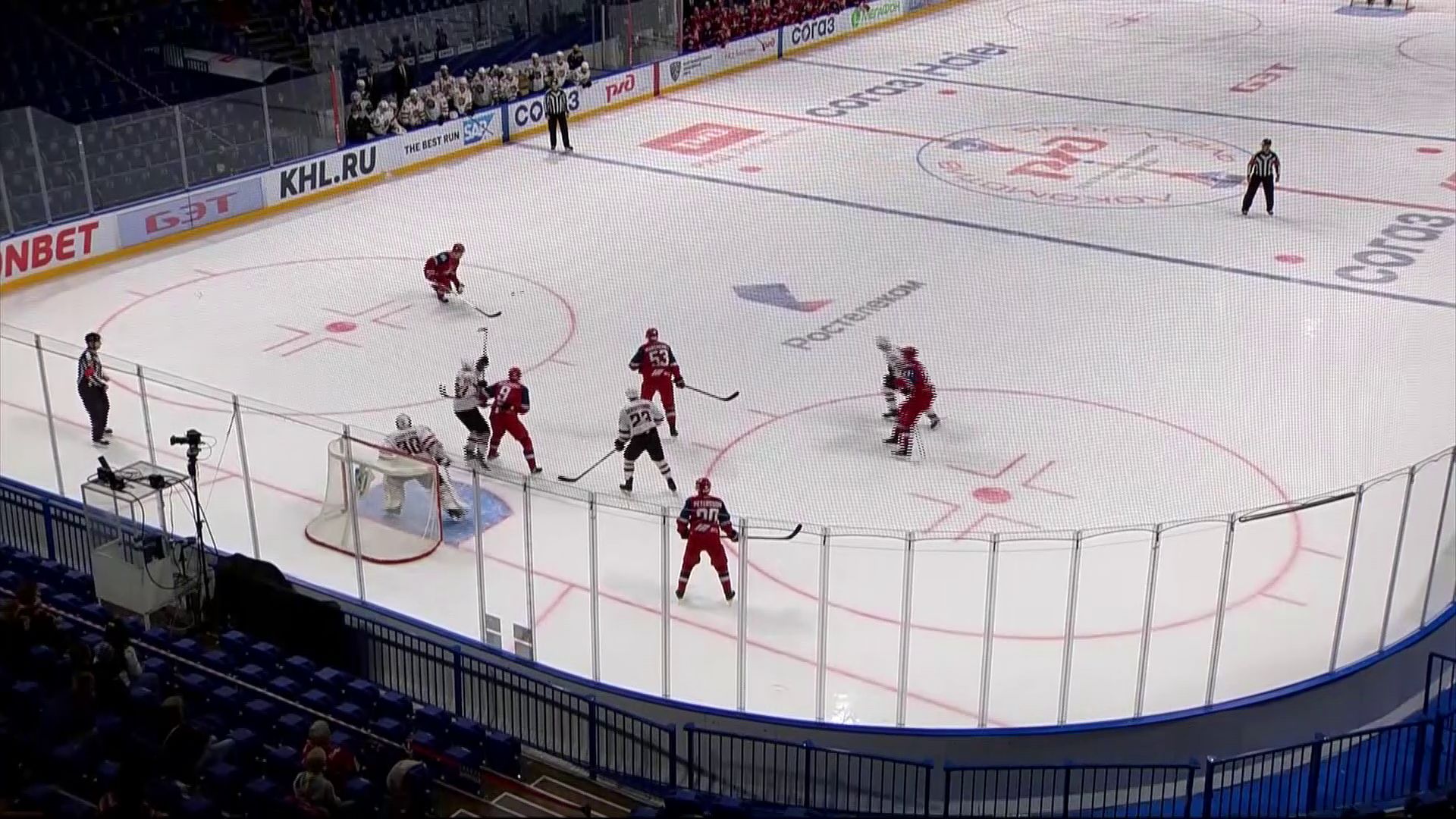 «Локомотив» обыграл «Амур» во второй встрече нового сезона чемпионата КХЛ