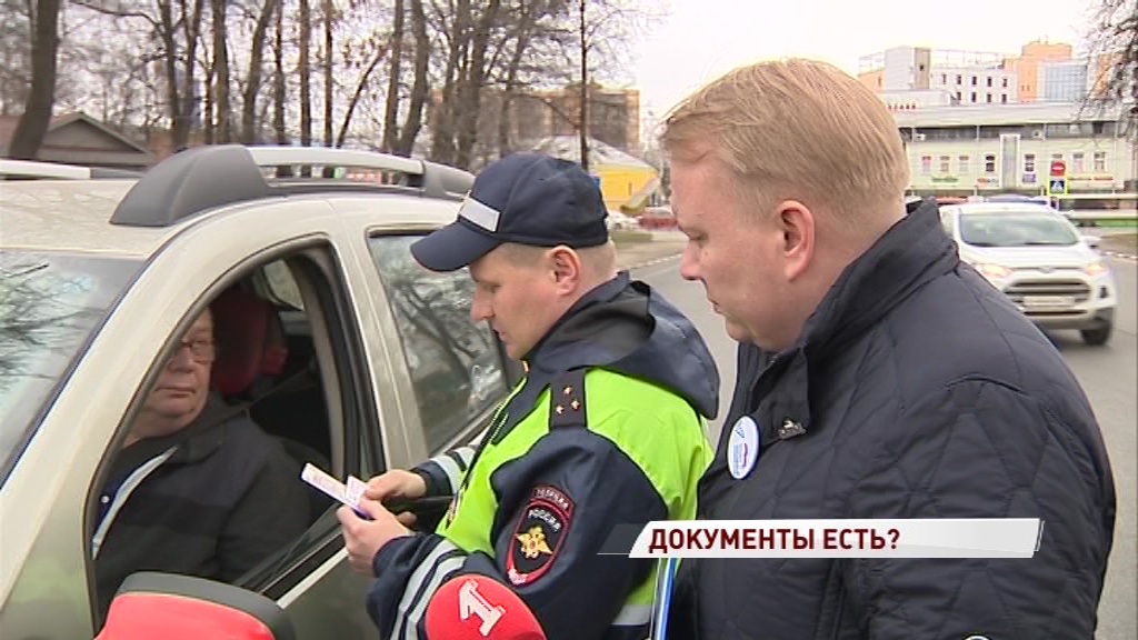 Из десяти только один с документами: в Ярославле прошел рейд по таксистам