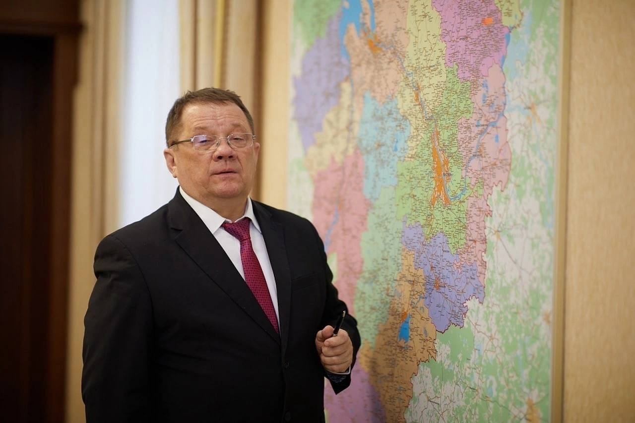 Зампред областного правительства Валерий Холодов покидает свой пост