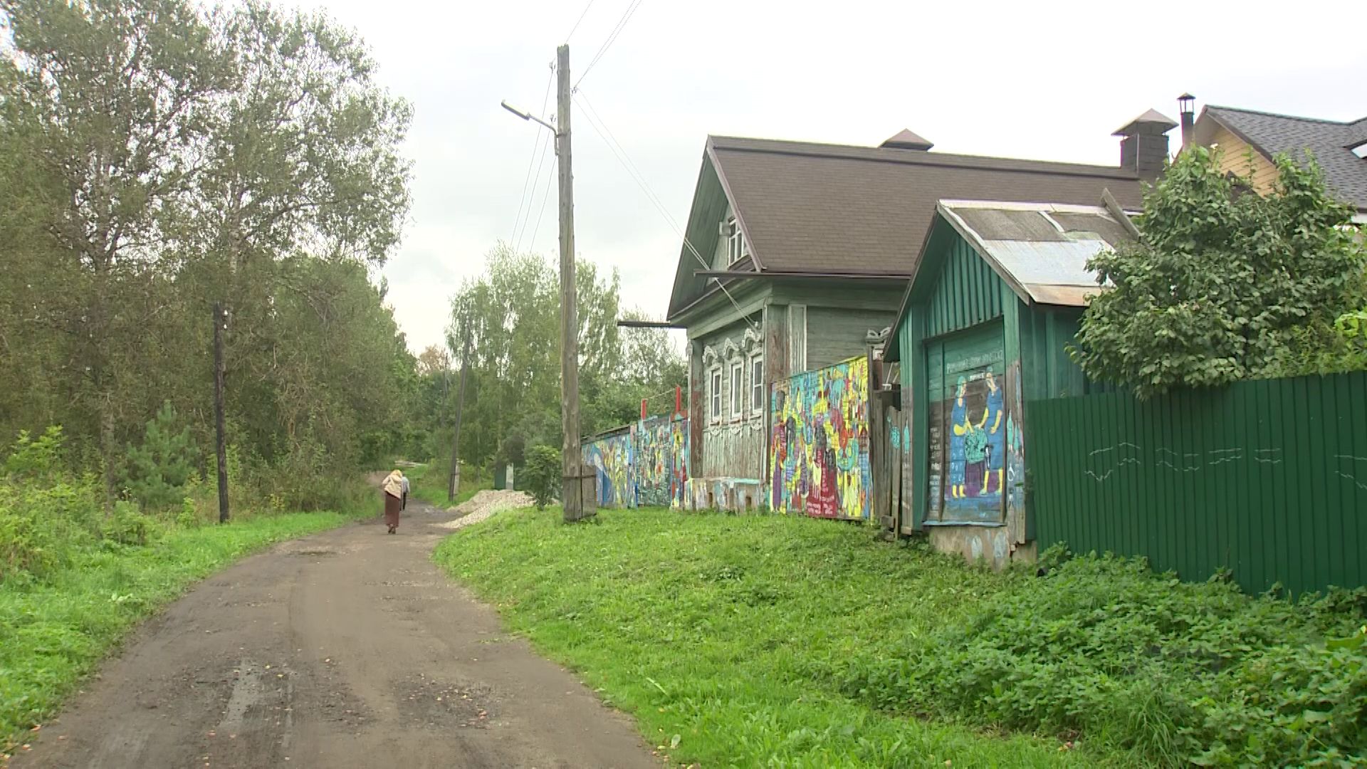 Во всех городах Золотого кольца могут появиться расписные заборы