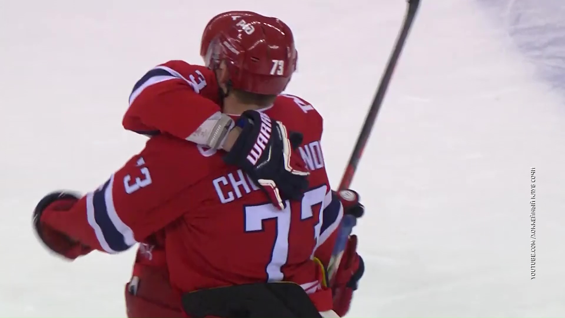 Защитники Александр Калинин и Максим Афанасьев остаются в «Локомотиве»