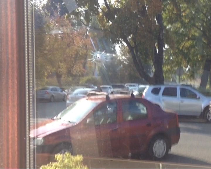 Ночью в Ростове обстреляли общественную приемную депутатов Антона Капралова и Михаила Крупина