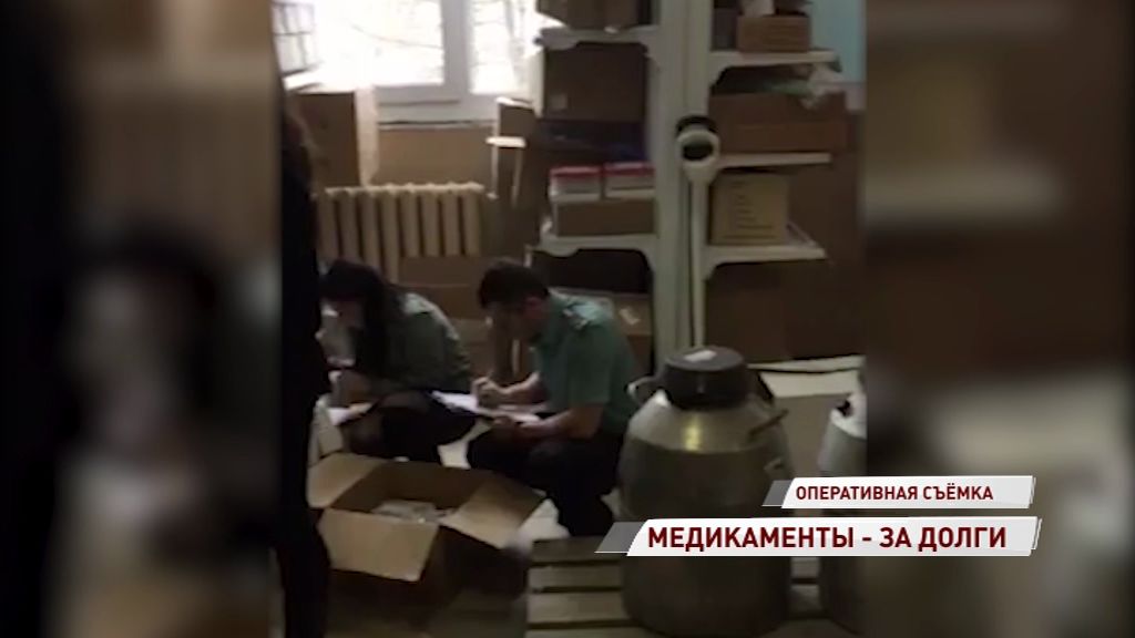 Судебные приставы арестовали шприцы, катетеры и бахилы