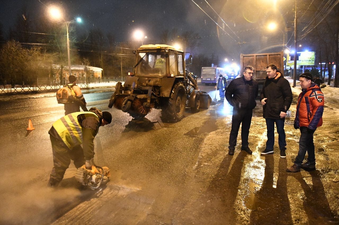 В Ярославле начался ямочный ремонт дорог