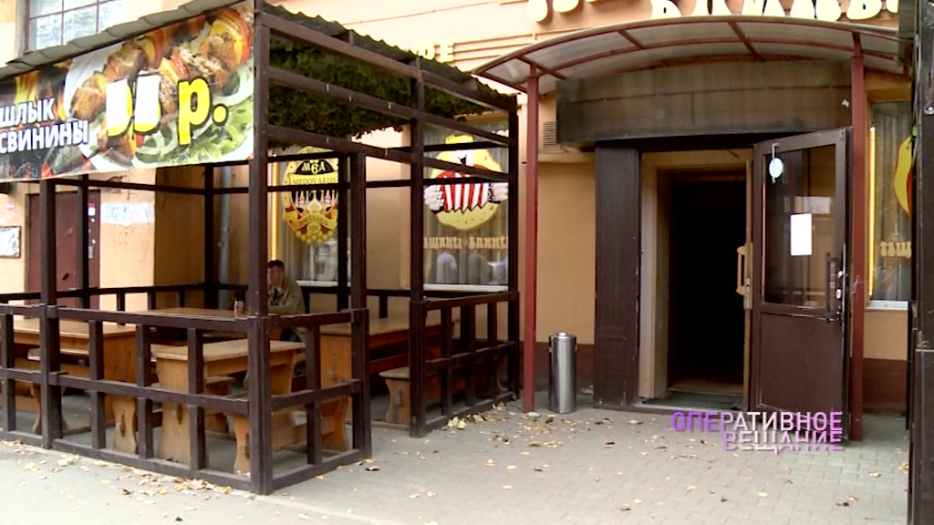 Приставы арестовали мебель в популярном ярославском кафе за неуплату налогов