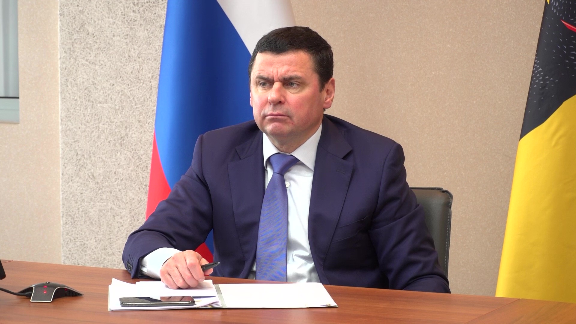 Дмитрий Миронов поручил разработать возможности временного трудоустройства студентов на лето