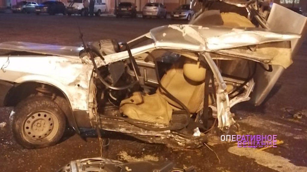 В Угличе водитель пытался скрыться от гаишников и устроил ДТП