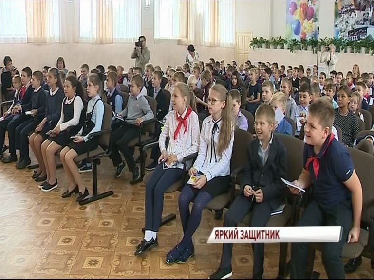 Школьники Ярославля узнали больше о световозвращающих элементах