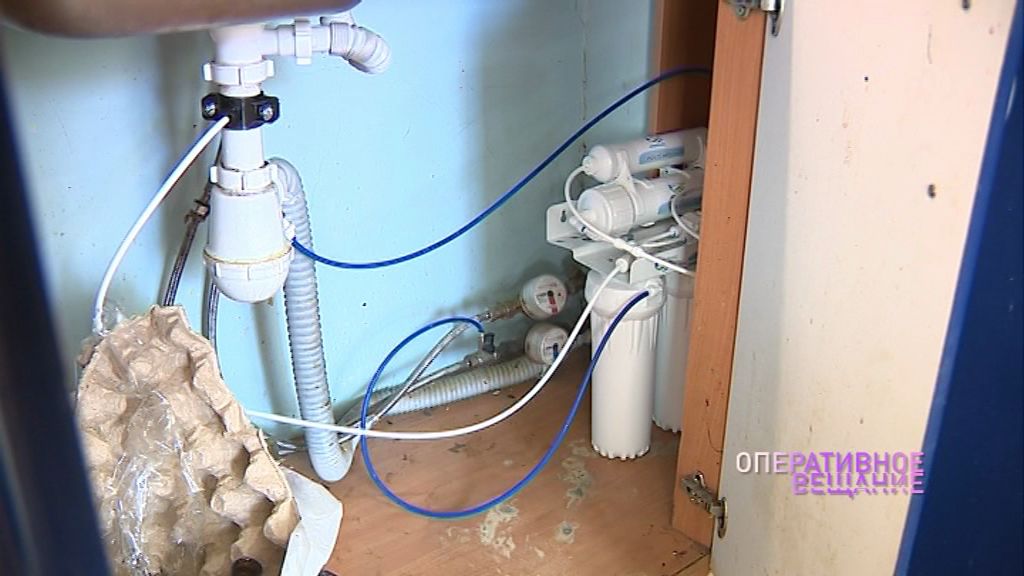 Пенсионерка купила у мошенников прибор для очистки воды за 40 тысяч