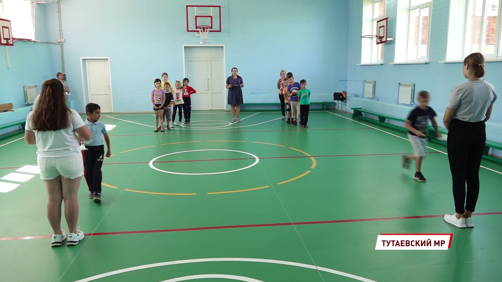 В Чебаковской школе сделали новый спортивный зал