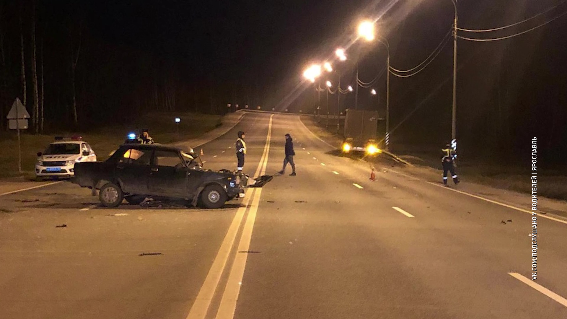 Под Переславлем столкнулись легковушка и грузовик: погиб человек