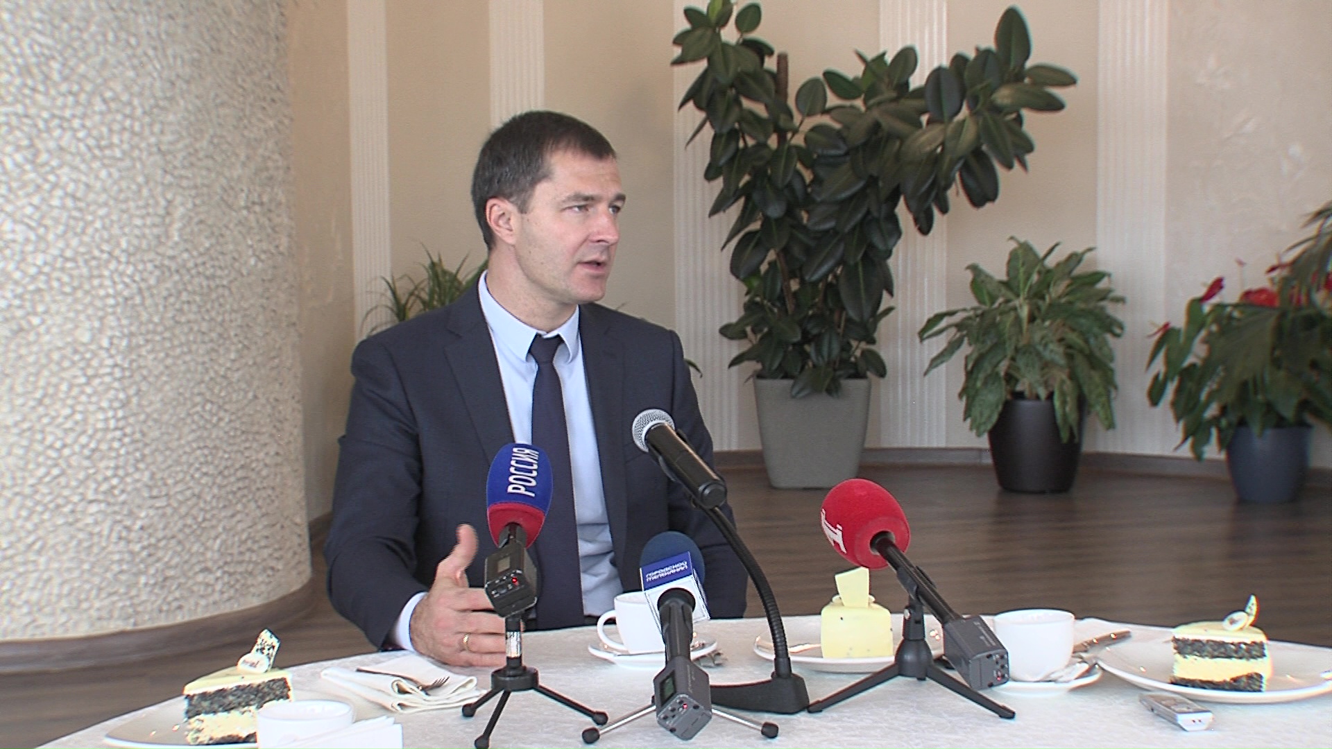 Мэр Ярославля решил не смешить горожан парадом уборочной техники