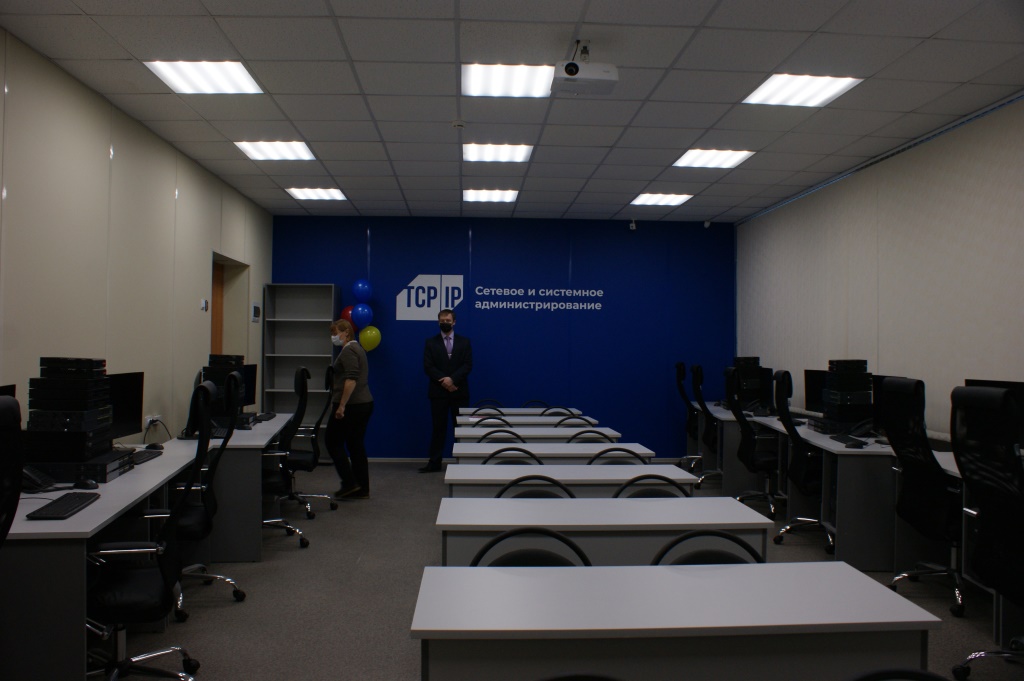 Современные мастерские открыли в Рыбинском полиграфическом колледже