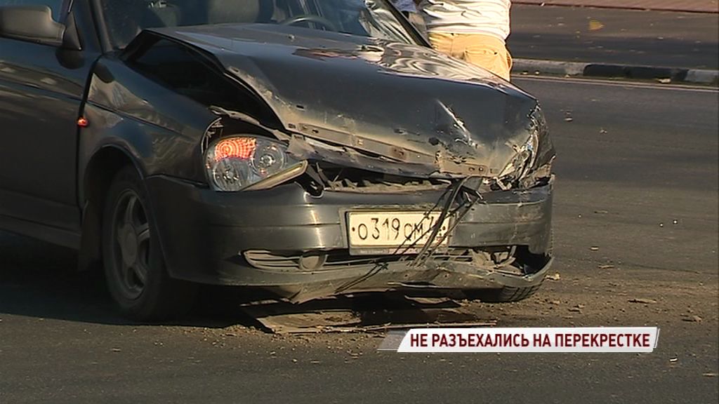 Перекресток проспекта Ленина и улицы Советской стал несчастливым для двух водителей