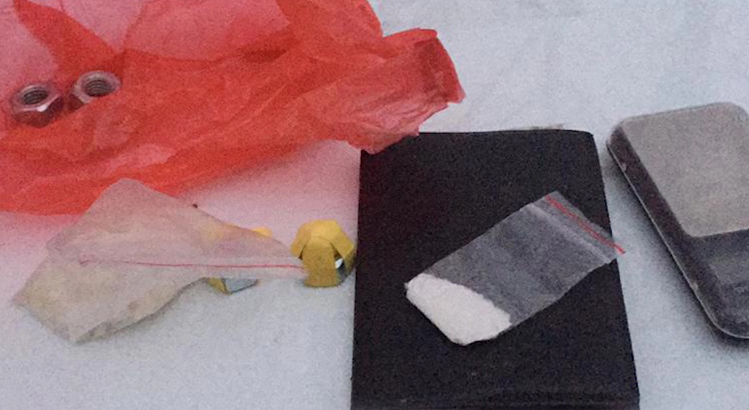 Ярославец пытался перебросить в колонию наркотики