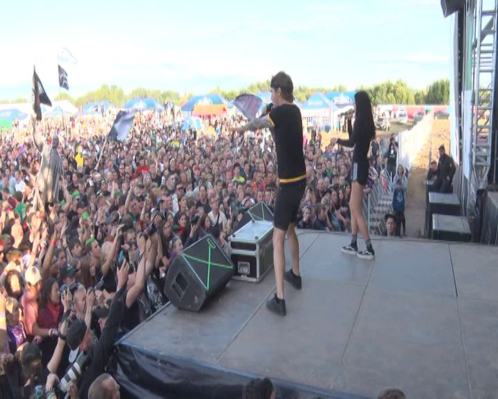 «Я пережил Доброфест»: около 20 тысяч человек собрались на главное рок-событие области