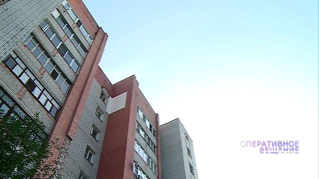 Компанию, не починившую крыши многоквартирных домов, включили в реестр недобросовестных подрядчиков